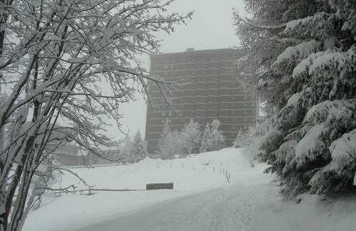 Villarembert Apartment | Spacious apartment with heated pool, center of the resort, at the foot of the slopes