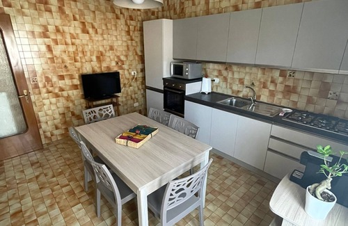 Ercolano Apartment | Spacious apartment with a view of Capri and the Bay of Naples