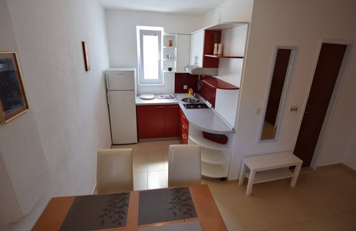 Pag Apartment | Spacious apartment with terrace
