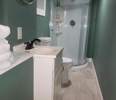 Seat Pleasant Apartment | Spacious Basement Apartment near metro downtown Washington DC