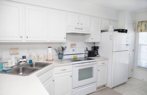 Frankford Villa | Spacious Bethany Beach Retreat Pool Pickle Ball