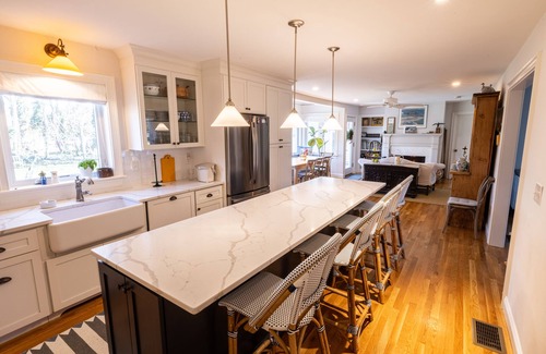 East Orleans House | Spacious, Brand New Home - 5 bedroom 6 bath!