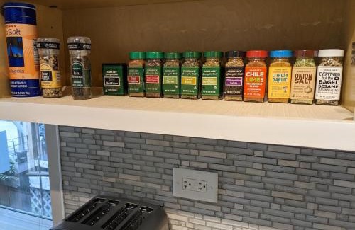 Bronzeville Apartment | Spacious Bronzeville Apartment