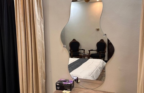 Gulshan-e-Iqbal House | Spacious bungalow with 8 bedrooms and WiFi, AC in gulshan e iqbal Karachi