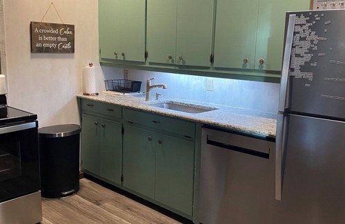 Tishomingo Cabin | spacious cabin in incredible location