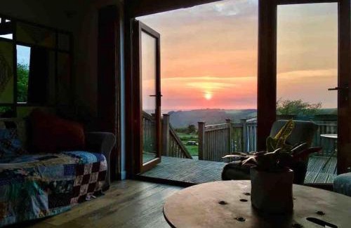 Gooseham House | Spacious cabin on isolated farm with sea view