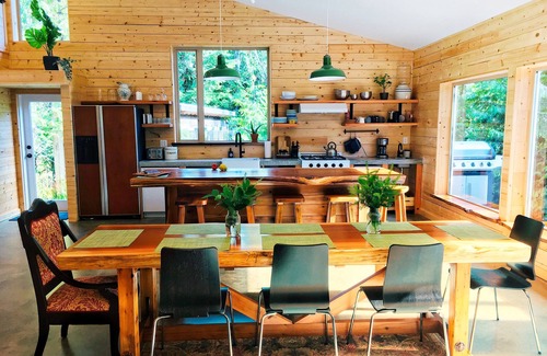 Tofino House | Spacious cedar home is close to beach - built with families and surfers in mind.