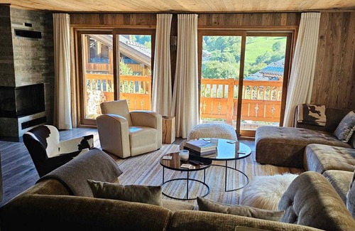Le Raffort Ski Chalet | Spacious Chalet in Méribel - 10 pax, 5 bedrooms
