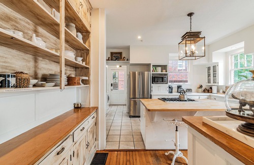 Palma Ceia House | Spacious charming 4-bedroom house in S Tampa Near Water/Downtown