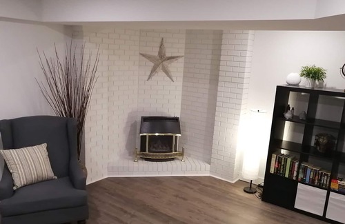 Lower Sumas Mountain House | Spacious, clean, relaxing getaway for work or pleasure!