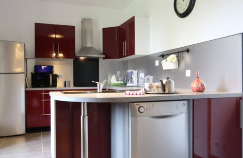 St-Denis-le-Vetu Cottage | Spacious country house in Normandy with parking and pets allowed