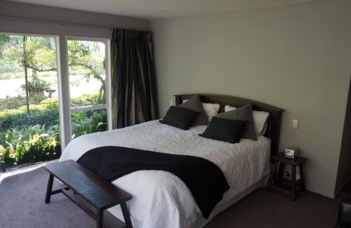 Coatesville Apartment | Spacious comfort quiet private garden setting