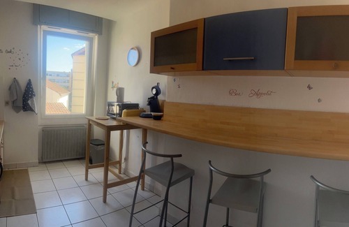 Mulhouse Apartment | Spacious, comfortable and bright, the "37" awaits you.