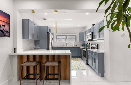 Allapattah House | Spacious, comfortable, Cozy, home and private back yard for family and friends to relax, have a private party, have fun, and explore Miami and South Florida. 10 min. to downtown and 10-20 minutes to several beaches, including South Beach.