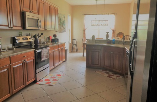 Biggar Condo | Spacious Condo is Sunny South Fort Myers, Florida