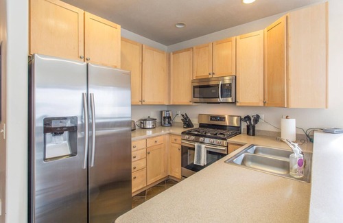 Kimball Junction Condo | Spacious Corner Unit Near Skiing, 2 BR+Loft, 2.5 BA, Top Floor, Sleeps 8