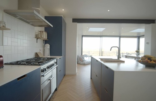 Marhamchurch House | Spacious Cornish Cottage with a Modern Twist, Near Bude, Short Drive to Beach