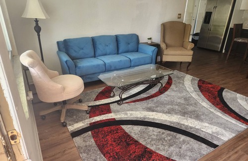 Regency Park House | Spacious cozy 3-bedroom entire house with waterview in Port Richey
