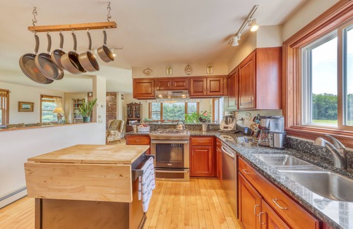Waterbury Center House | Spacious, dog-friendly house w/free WiFi, gas fireplace, private grill