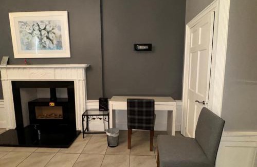 Leith House | Spacious Double Room In The Heart Of Edinburgh