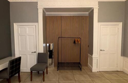 Leith House | Spacious Double Room In The Heart Of Edinburgh