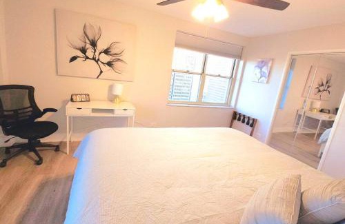 Downtown Atlanta Apartment | Spacious Downtown Condo Sleeps 4