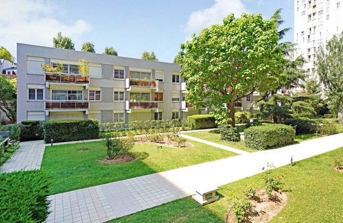 Plaisance Apartment | Spacious Family Flat 2bdr & Private Parking Sup