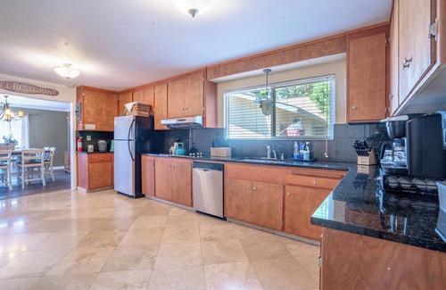 Hamilton Branch House | Spacious family friendly home located right in Hamilton Branch!