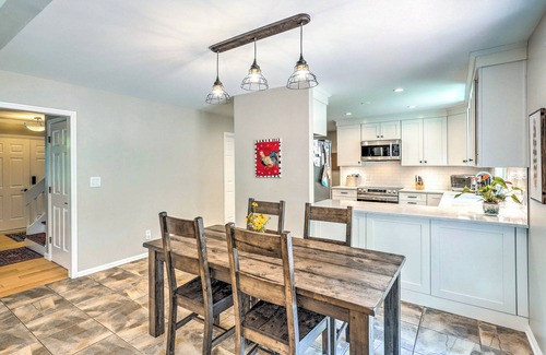 Royal Pines House | Spacious Family Home Near Hiking & Breweries!