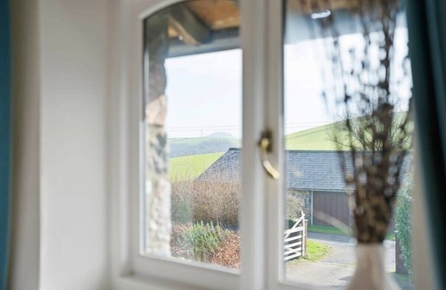 Liverton House | Spacious Farmhouse on the Edge of Dartmoor