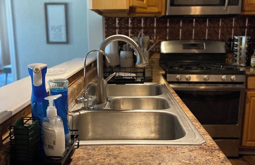 Pocahontas House | Spacious Farmhouse in Quiet Private Community 7Bedroom 4.5 Bathrooms