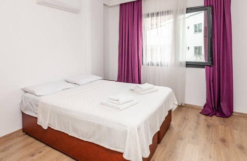 Mumcular Apartment | Spacious Flat with Balcony in Mugla