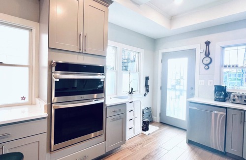 Bloomingdale House | Spacious four-bed, three-and a half- bath townhome in Washington DC.