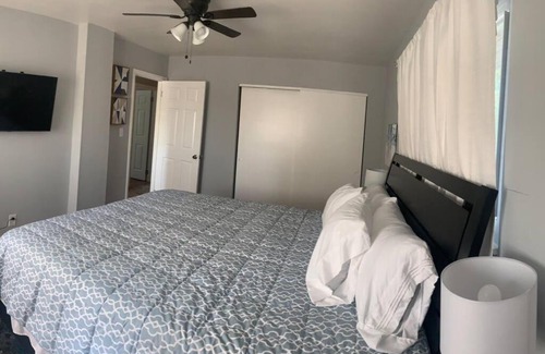 Springboro Apartment | Spacious Four Bedroom Attached Home in Springboro- Unit 1