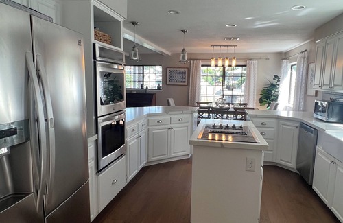 Canyon Lake House | Spacious fully remodeled lakefront 5-bedroom house in beautiful Canyon Lake