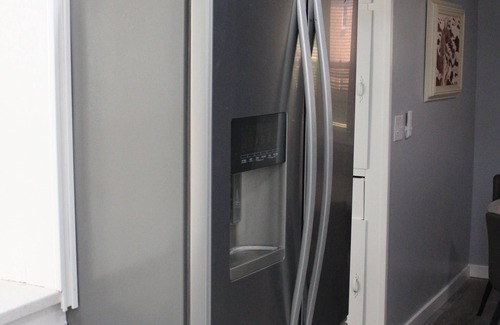 Carthage House | Spacious, Fully Remodel 4-bedroom house 2.5 bathroom in charming Carthage