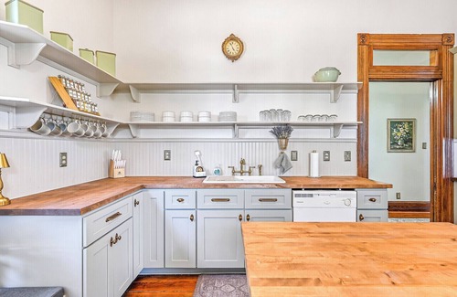 Galveston House | Spacious Galveston East End Home – Near Beach, Cruise Port, UTMB & The Strand