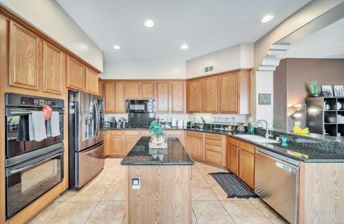 Yucaipa House | Spacious Golf Course Retreat - with Modern Kitchen