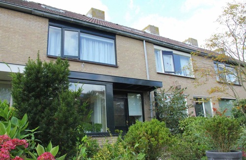 Egmond aan den Hoef House | Spacious Holiday Home with Garden