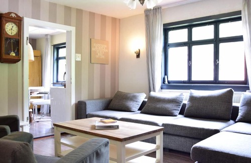 Unterschonau House | Spacious Holiday Home in Untersch nau near Forest