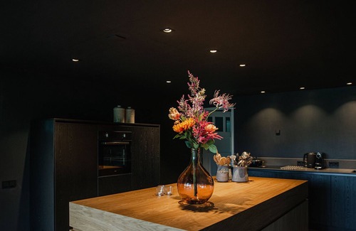 Leende House | Spacious holiday home in Leende with garden