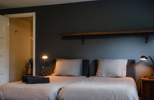 Leende House | Spacious holiday home in Leende with garden