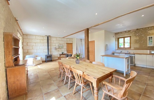 Espiet House | Spacious holiday home with a pool & private garden.