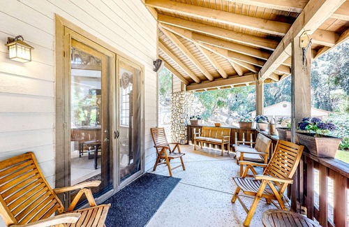 Banning House | Spacious home on 3.5 acres with covered patio, gourmet kitchen, & patio