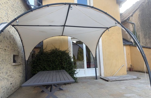 Rouesse-Vasse Cottage | Spacious home with park and WIFI, near Le Mans