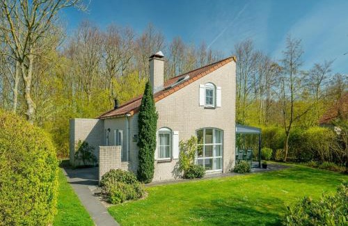 Brouwershaven House | Spacious Home with Garden