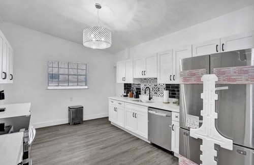 Ives Estates House | Spacious Home With Heated Pool