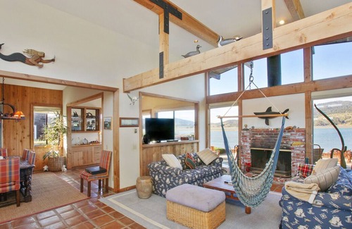 Stinson Beach House | Spacious Home with Gorgeous Views