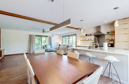 Cushing House | Spacious House with Modern Comforts and Nature's Playground Await