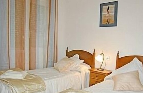 La Tercia House | Spacious House With Shared Pool In Quiet Village Location. ** Free WiFi **